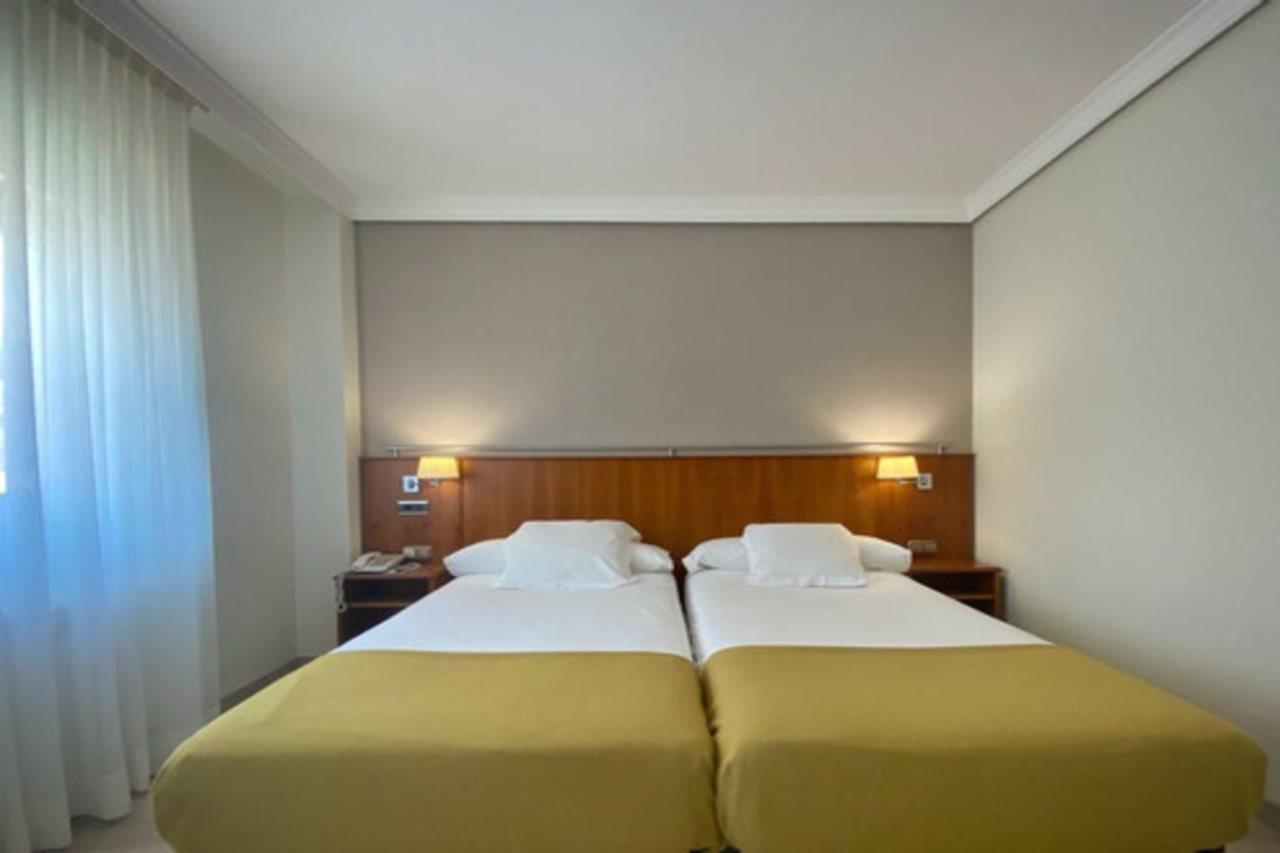 Hotel Ciudad De Compostela Santiago de Compostela Zewnętrze zdjęcie